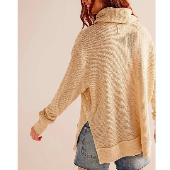 We The Free Free People Tommy Turtleneck Sweater Toasted Almond Womens Small - Picture 8 of 11